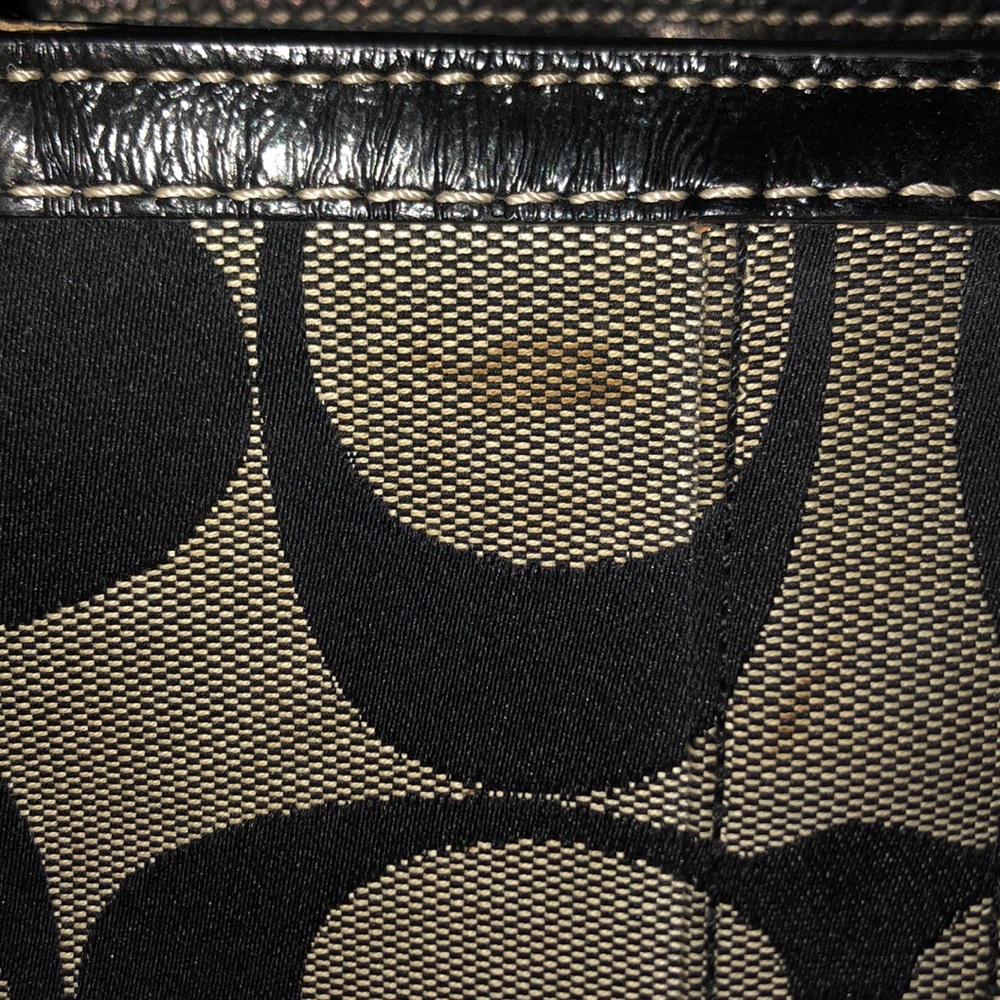 Coach Purse - Picture 4 of 4